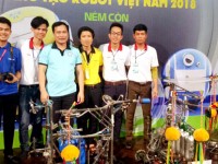 Cao đẳng Công nghệ Hà Tĩnh ra quân chiến thắng tại vòng loại Robocon